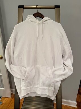 Hollister White Pullover Hoodie with Kangaroo Pocket